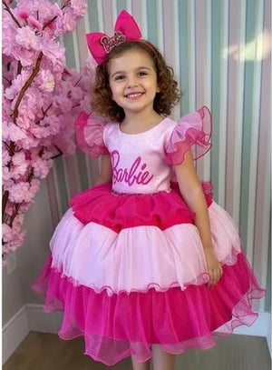 Vestido Temático Barbie Babado Rosa